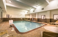 Swimming Pool 3 Holiday Inn Express WINNEMUCCA, an IHG Hotel