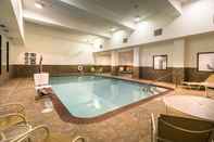 Kolam Renang Holiday Inn Express WINNEMUCCA, an IHG Hotel