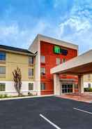 EXTERIOR_BUILDING Holiday Inn Express & Suites CROSSVILLE, an IHG Hotel