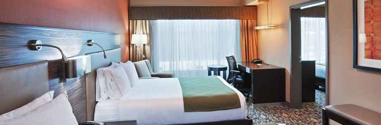 Bedroom Holiday Inn Express & Suites NORTH DALLAS AT PRESTON, an IHG Hotel