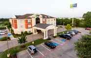 Exterior 7 Holiday Inn Express & Suites GREENVILLE, an IHG Hotel