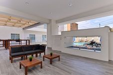 公共空間 Holiday Inn Express & Suites SAN DIEGO - MISSION VALLEY by IHG, an IHG Hotel