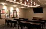 ห้องประชุม 7 Holiday Inn Express & Suites PORTLAND AIRPORT, an IHG Hotel