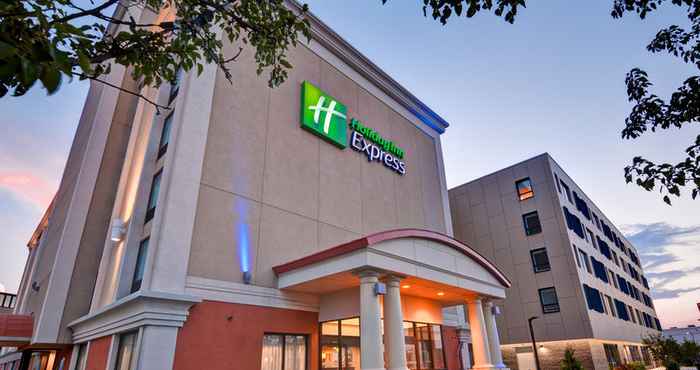 ภายนอกอาคาร Holiday Inn Express BOSTON, an IHG Hotel