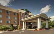 ภายนอกอาคาร 3 Holiday Inn Express & Suites MIDDLEBORO RAYNHAM, an IHG Hotel