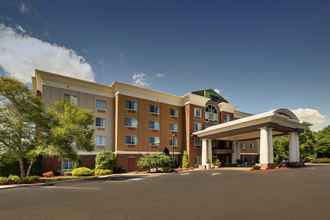 Exterior 4 Holiday Inn Express & Suites MIDDLEBORO RAYNHAM, an IHG Hotel