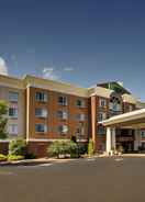 EXTERIOR_BUILDING Holiday Inn Express Hotel & Suites Middleboro Raynham, an IHG Hotel