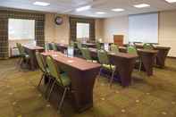 Functional Hall Holiday Inn Express SPOKANE-VALLEY, an IHG Hotel