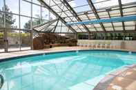 Swimming Pool Holiday Inn Express & Suites RICHLAND, an IHG Hotel