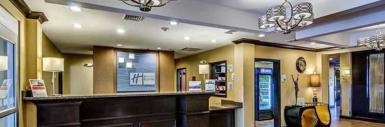 Lobi Holiday Inn Express & Suites WYTHEVILLE, an IHG Hotel