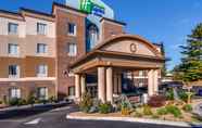 Exterior 3 Holiday Inn Express & Suites WYTHEVILLE, an IHG Hotel