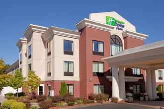 Exterior 4 Holiday Inn Express & Suites MANCHESTER-AIRPORT, an IHG Hotel