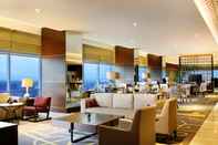 Bar, Kafe, dan Lounge Crowne Plaza BANDUNG, an IHG Hotel