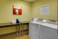 Accommodation Services Holiday Inn Express & Suites CHARLESTON NW - CROSS LANES, an IHG Hotel