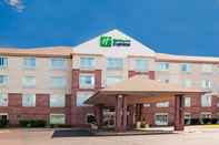 Bangunan Holiday Inn Express ST. CROIX VALLEY, an IHG Hotel