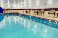 Swimming Pool Holiday Inn Express & Suites SIOUX CITY - SOUTHERN HILLS, an IHG Hotel