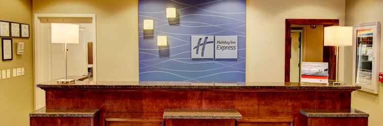 Lobby Holiday Inn Express & Suites SIOUX CITY - SOUTHERN HILLS, an IHG Hotel