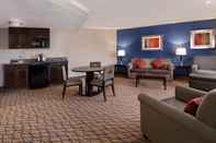 Common Space Holiday Inn Express PORT HUENEME, an IHG Hotel