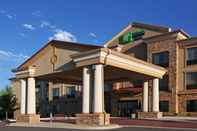 Exterior Holiday Inn Express & Suites LONGMONT - BOULDER AREA, an IHG Hotel