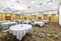 Functional Hall Holiday Inn & Suites BOLINGBROOK, an IHG Hotel