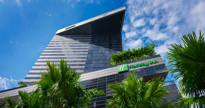 ภายนอกอาคาร Holiday Inn BANGKOK SUKHUMVIT, an IHG Hotel