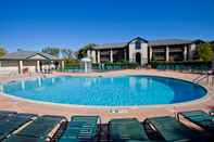 Swimming Pool Holiday Inn Club Vacations AT LAKE GENEVA RESORT, an IHG Hotel