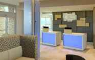 Lobby 6 Holiday Inn Express & Suites CAMARILLO, an IHG Hotel