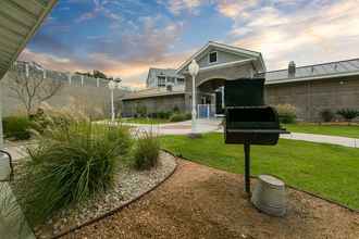 Exterior 4 Holiday Inn Club Vacations HILL COUNTRY RESORT CANYON LK, an IHG Hotel