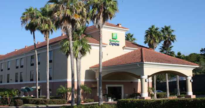 Bên ngoài Holiday Inn Express CLERMONT, an IHG Hotel