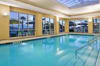 Swimming Pool Holiday Inn Resort FORT WALTON BEACH, an IHG Hotel