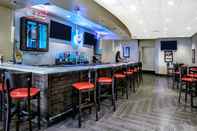 Bar, Kafe, dan Lounge Holiday Inn HOUSTON SW - SUGAR LAND AREA, an IHG Hotel