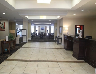 Lobby 2 Holiday Inn Express PEMBROKE, an IHG Hotel