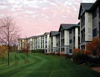 Exterior 2 Holiday Inn Club Vacations AT LAKE GENEVA RESORT, an IHG Hotel