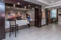 Lobby Staybridge Suites CHARLESTON - MOUNT PLEASANT, an IHG Hotel
