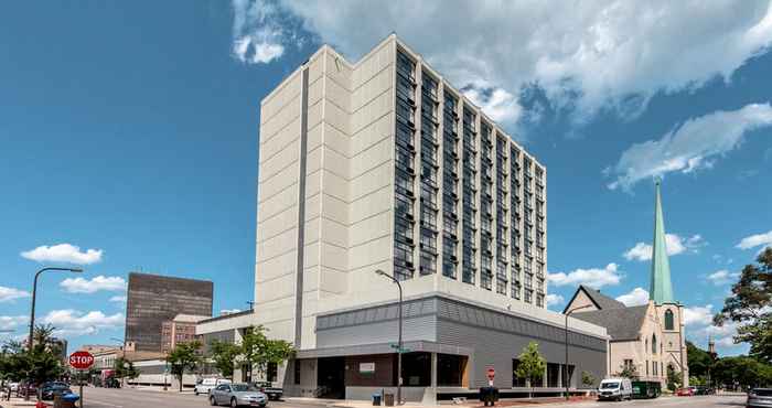 Exterior Holiday Inn CHICAGO NORTH-EVANSTON, an IHG Hotel