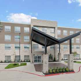 Welcome to our beautiful, contemporary brand new hotel!1Holiday Inn Express & Suites SUGAR LAND SE - MISSOURI CITY by IHG, an IHG Hotel，Riverbend Country Club飯店