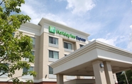 Bên ngoài 3 Holiday Inn Express CORTLAND, an IHG Hotel