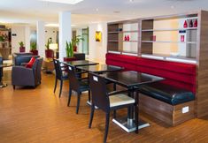 其他 5 Holiday Inn Express NORTHAMPTON - SOUTH by IHG, an IHG Hotel