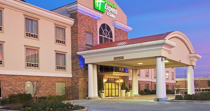 Exterior Holiday Inn Express & Suites CONROE I-45 NORTH, an IHG Hotel