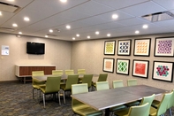 Dewan Majlis Holiday Inn Express & Suites GREAT BARRINGTON - LENOX AREA, an IHG Hotel