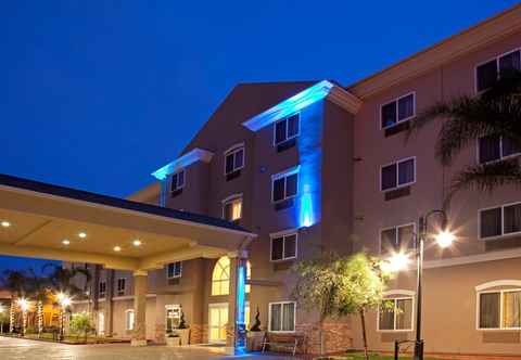 Luar Bangunan Holiday Inn Express & Suites LOS ANGELES AIRPORT HAWTHORNE, an IHG Hotel