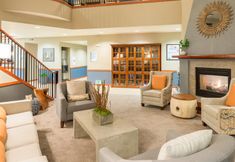 로비 3 Holiday Inn Express & Suites ARCATA/EUREKA-AIRPORT AREA by IHG, an IHG Hotel