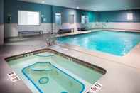 Swimming Pool Holiday Inn Express & Suites ALAMOGORDO, an IHG Hotel