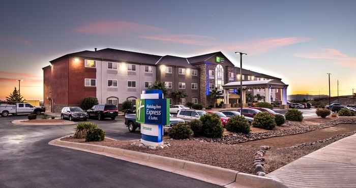 Exterior Holiday Inn Express & Suites ALAMOGORDO, an IHG Hotel