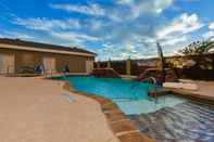 Swimming Pool Candlewood Suites DECATUR MEDICAL CENTER