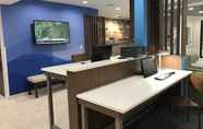 Functional Hall 5 Holiday Inn Express NAPLES SOUTH - I-75, an IHG Hotel