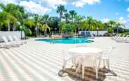 Swimming Pool 5 Holiday Inn Express & Suites COCOA, an IHG Hotel