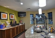 Restaurant 4 Staybridge Suites LAKELAND WEST by IHG, an IHG Hotel