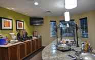 Restaurant 4 Staybridge Suites LAKELAND WEST, an IHG Hotel