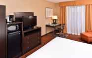 ห้องนอน 5 Holiday Inn Express BREEZEWOOD, an IHG Hotel